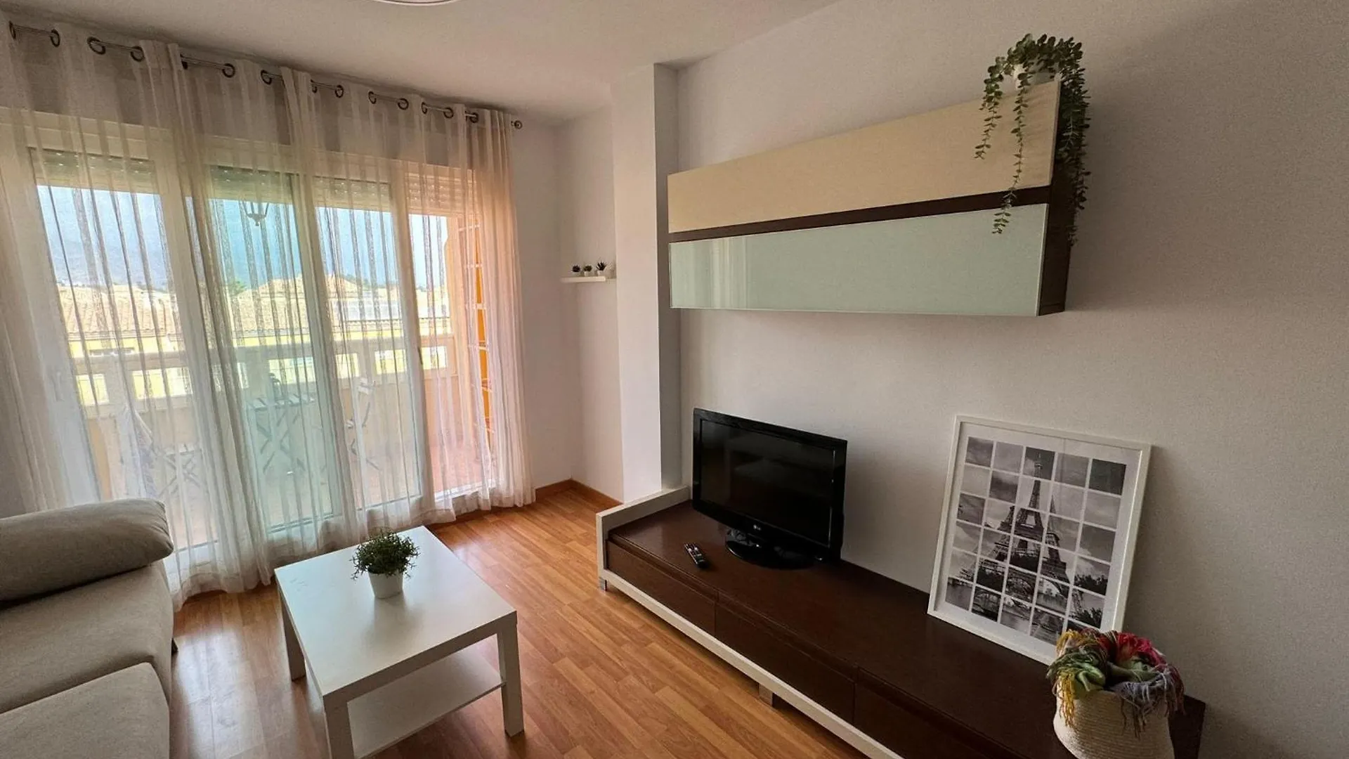 Apartamento En Aguadulce Playa Torrequebrada Roquetas de Mar Apartment
